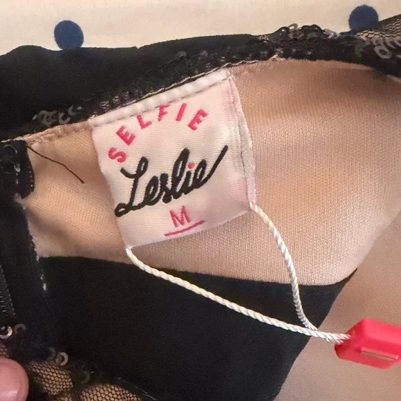 Selfie Leslie Elegant Black and Gold High Low Dress - Picture 7 of 8